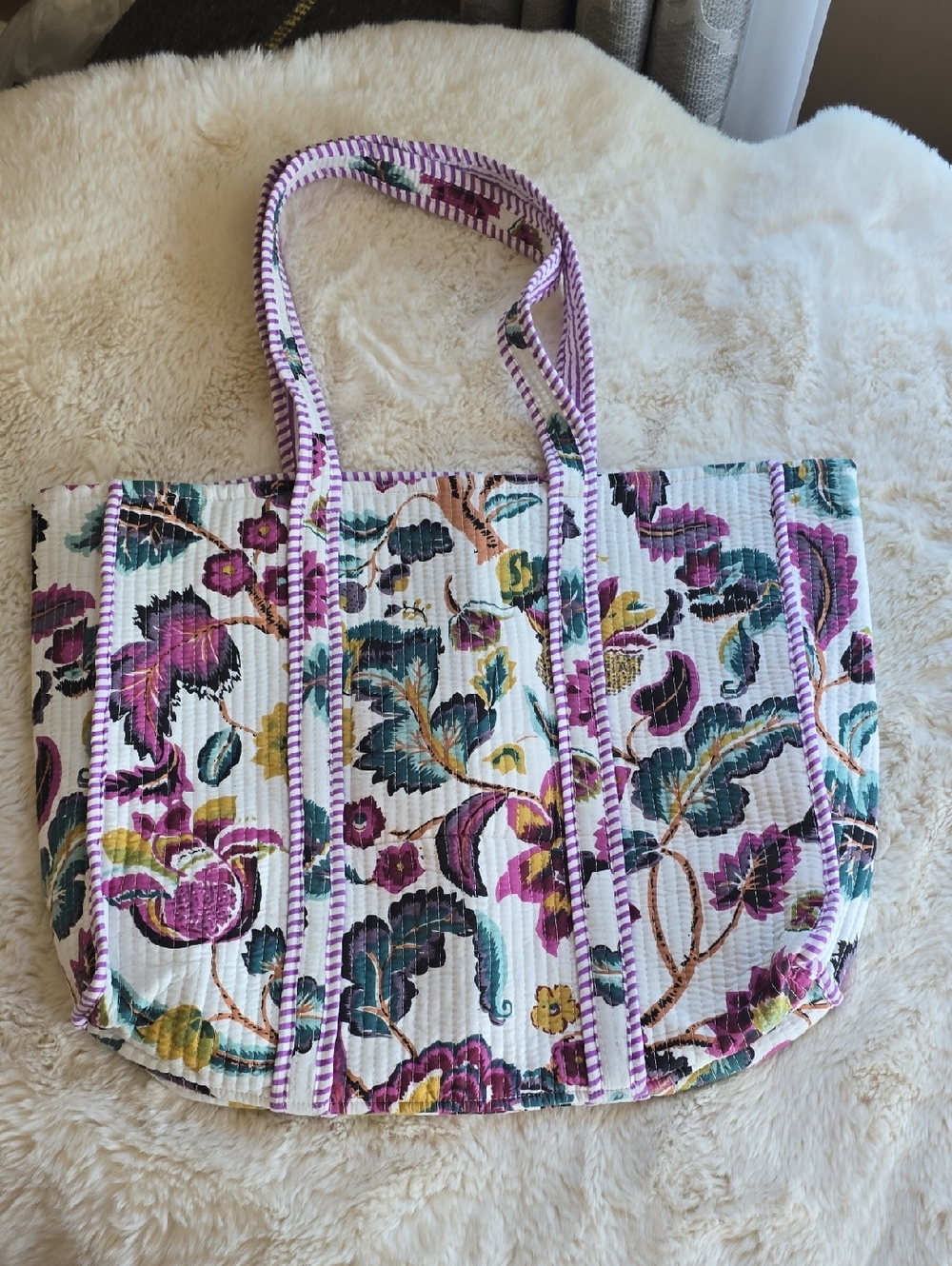 Structured Floral Tote Bag with zipper and inside pocket - Violet Riot Structure